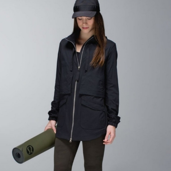 Lululemon Anorak jacket - Picture 1 of 4